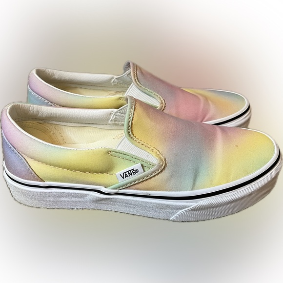 Vans Classic Slip-On Aura Shift Sneaker size 6.5 - Picture 4 of 12